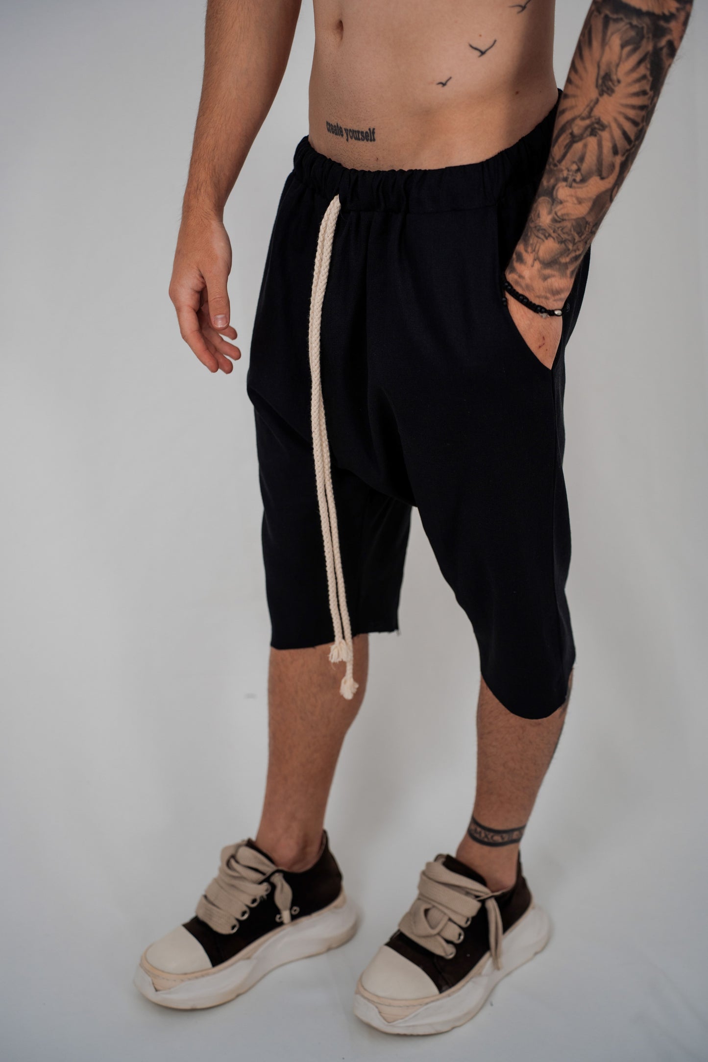 Short Pants “ Vento Nero “