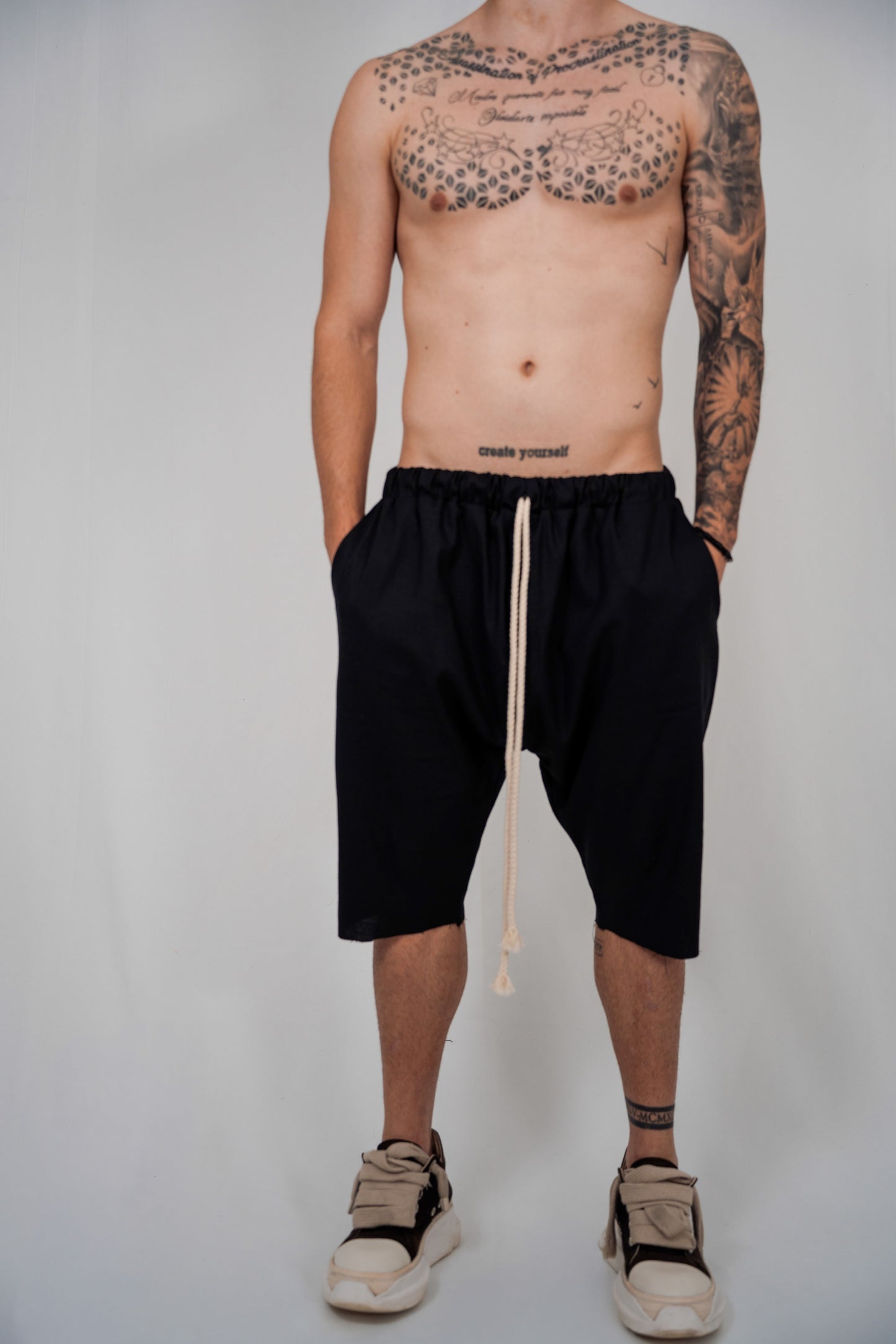 Short Pants “ Vento Nero “