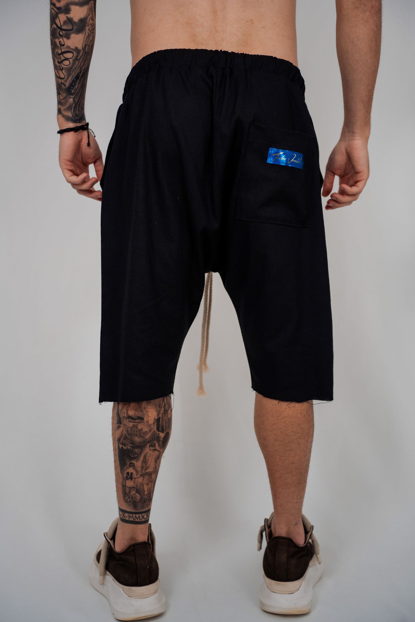 Short Pants “ Vento Nero “