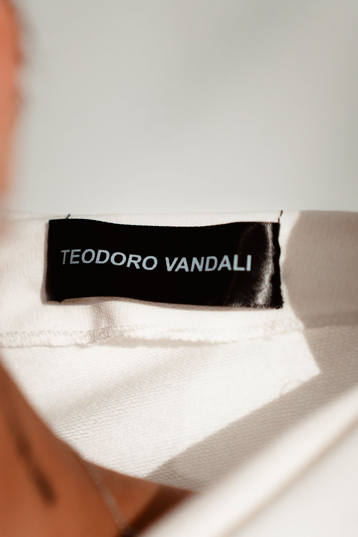 T-SHIRT"Vandali Monogram"